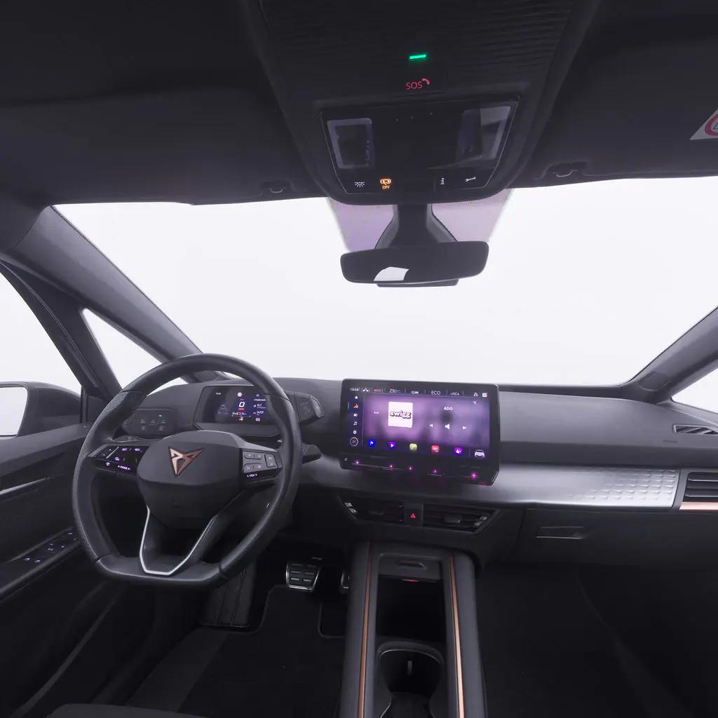 Cupra El-Born Paris vue 5 Cupra El-Born en leasing sans apport à Paris — vue 5