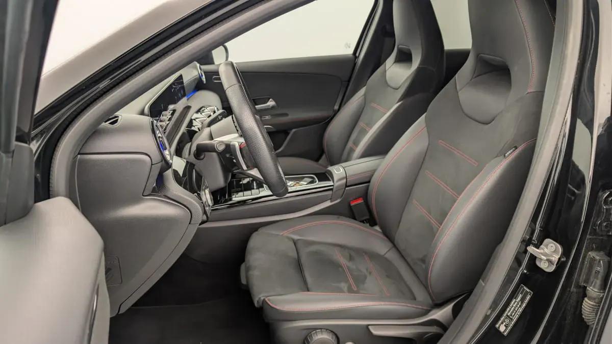 Mercedes-Benz Classe A Paris vue 5 Mercedes-Benz Classe A en leasing sans apport à Paris — vue 5