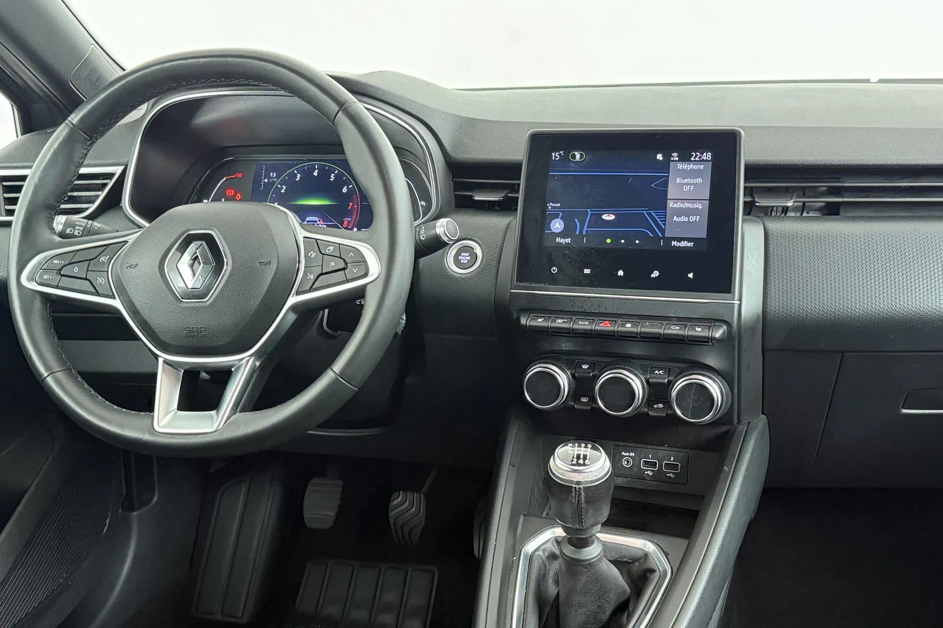 Renault Clio V Paris vue 4 Renault Clio V en leasing sans apport à Paris — vue 4
