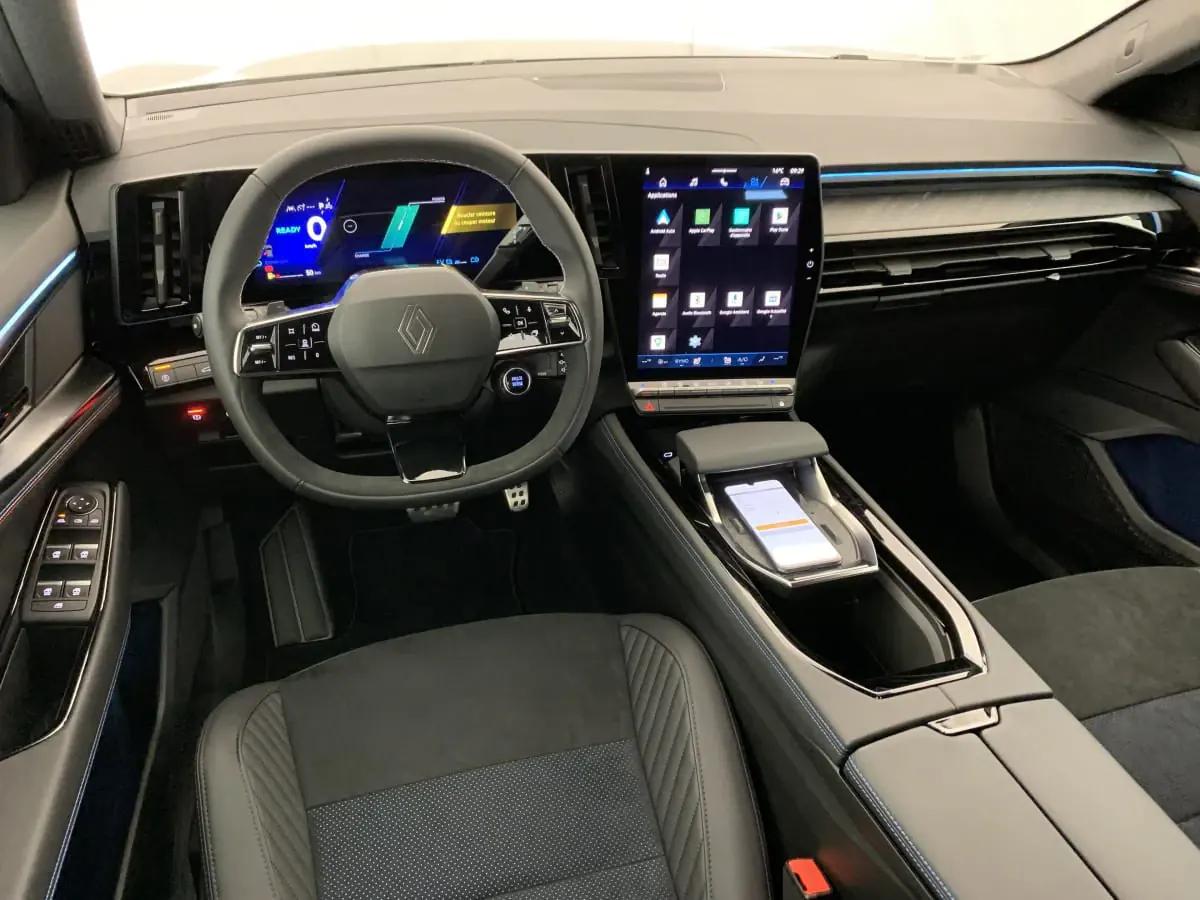 Renault Rafale E-Tech Paris vue 4 Renault Rafale E-Tech en leasing sans apport à Paris — vue 4