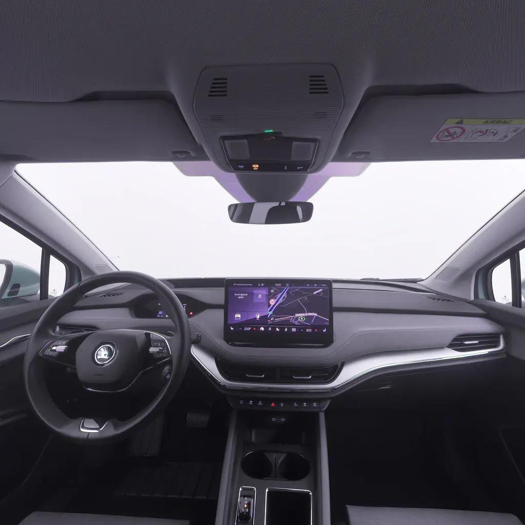 Skoda Enyaq Paris vue 5 Skoda Enyaq en leasing sans apport à Paris — vue 5